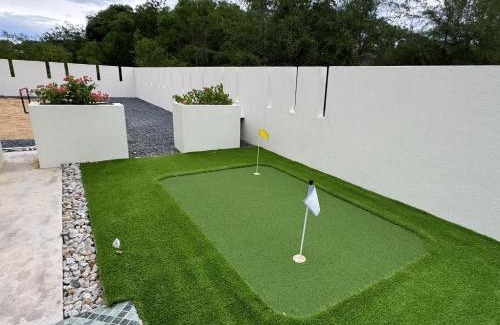 Kampung Gok Kapur Villa | Charis Tanjong Jara Villa Emerald