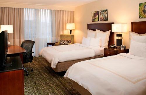 Charleston Hotel | Charleston Marriott Town Center