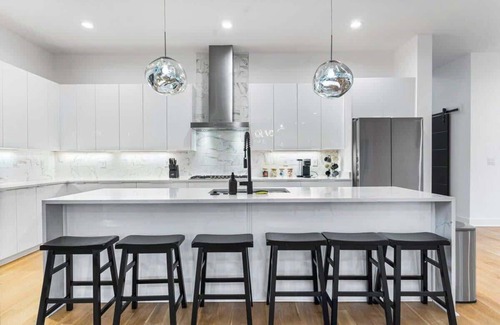 North Charlotte House | Charlotte's Modern Luxe Home - Your Stylish Haven