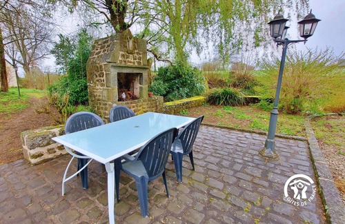 Saint-Mars-sur-la-Futaie Cottage | Charming Rustic Stone House with Private Pond, Terrace, and Fishing near Mont Saint Michel