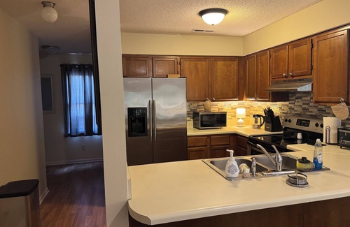 Wilmington Condo | Charming 2-bedroom condo in tranquil Wilmington for 30+ day stays