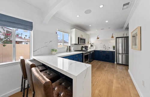 Santa Ana House | Charming 3/2 Home Near Disney & JWA