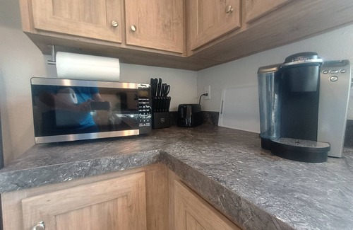 La Presa House | Charming 3-Bedroom House - New A/C!
