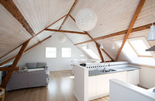 Varberg Municipality House | Charming 3-bedroom Barn Conversion on a Picturesque Farm Outside Varberg