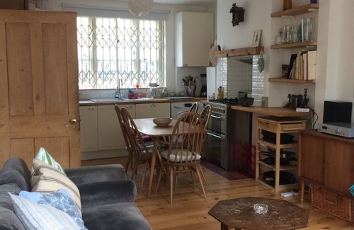 Belsize Park House | Charming 3 bedroom Victorian house in Camden/Chalk Farm area of London