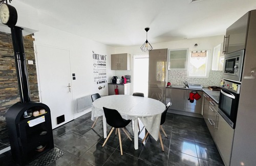 Chateau-d'Olonne House | Charming 3-Bedroom House with Enclosed Garden, Near Beaches and Zoo!