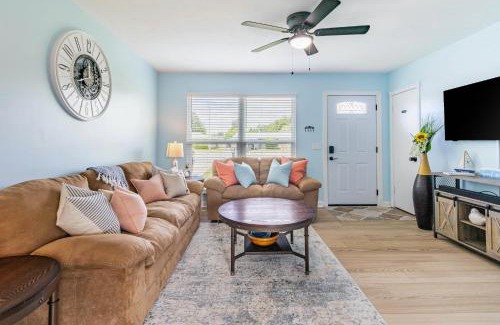 Sherwood House | Charming 3BR Home with Free Parking & Game Room