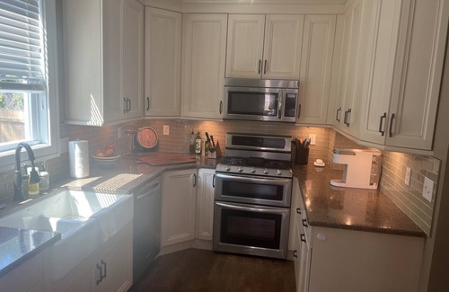 Fargo House | Charming 4 bedroom, 2 bath home near dowtown Fargo.