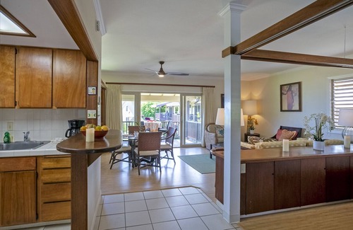Wainiha Condo | Charming and Romantic Beachfront Escape with Excellent Onsite Amenities