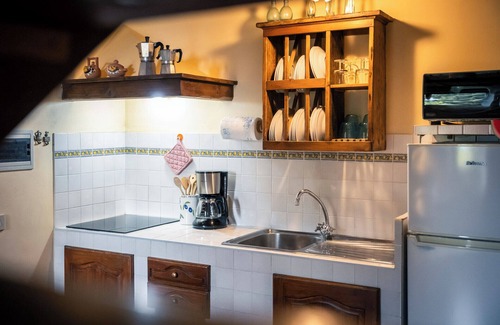 Scandicci Other | Charming apartment in farmhouse, minutes to Florence, nice views, quiet, pool.
