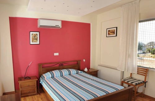Potamos tis Germasogeias Apartment | Charming, bright, quiet roof top flat with all mod cons, close to sandy beach