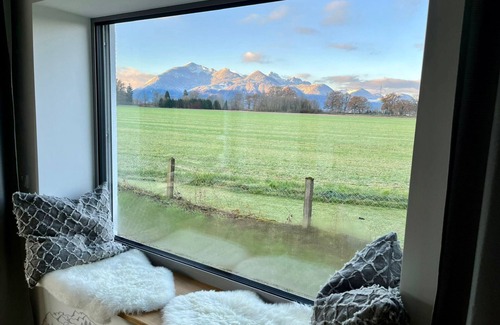 Uebersee House | Charming bungalow Almau.Bavaria with large garden & mountain view * NEW * 4 +2 pers