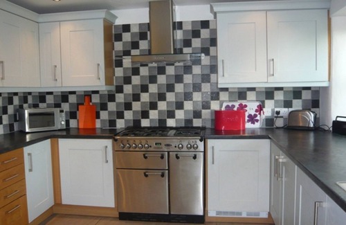 St Austell Cottage | Charming Cottage With Easy Access To The Eden Project, Lost Gardens Of Heligan