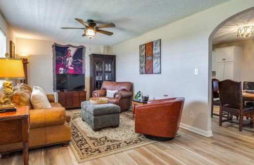 Kedron House | Charming Country Home with Deck - 20 Mi to Franklin