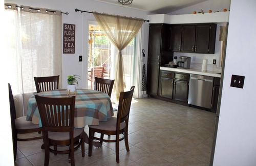 Yuba City House | Charming Dream Hideaway W/Pool.