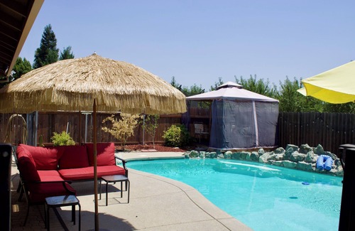 Yuba City House | Charming Dream Hideaway W/Pool.