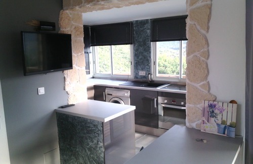 Alata Cabin | Charming F1, air-conditioned, independant, located 8 km from ajaccio