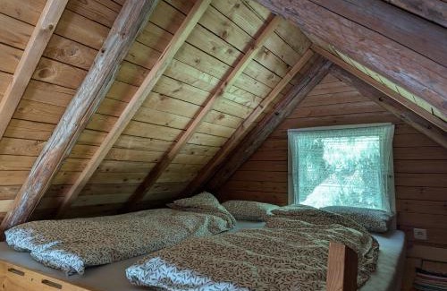 Kuusalu Parish Cabin | Charming Garden House by the River