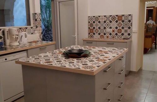 Quarante House | CHARMING HOUSE NEAR BEZIERS 5 BEDROOMS WITH GARDEN AND SWIMMING POOL