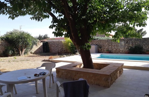 Quarante House | CHARMING HOUSE NEAR BEZIERS 5 BEDROOMS WITH GARDEN AND SWIMMING POOL