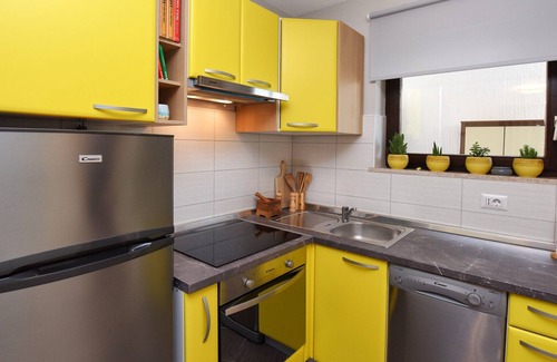 Cancini Apartment | Charming one bedroom apartment near Porec with balcony