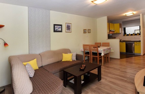 Cancini Apartment | Charming one bedroom apartment near Porec with balcony