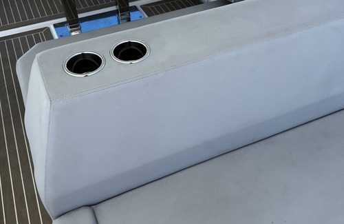 Nassau Boat Rental | Charming power catamaran with 3 bedrooms and WiFi, AC in Paradise Island