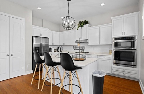 Northeast Raleigh House | Charming Raleigh Retreat: Central, Connected & Close to I-540!