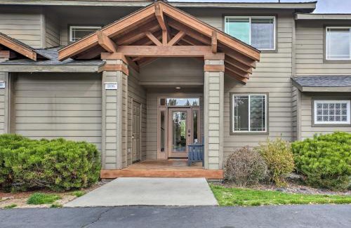 Redmond House | Charming Redmond Townhome with Resort Amenities