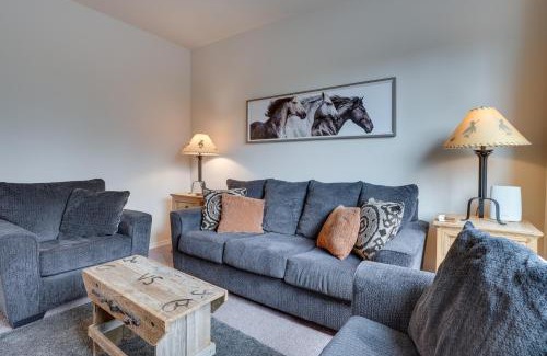 Redmond House | Charming Redmond Townhome with Resort Amenities