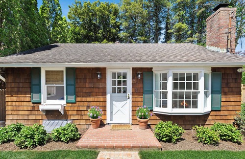 Village of East Hampton Cottage | Charming Village Cottage - walk to train and shops.