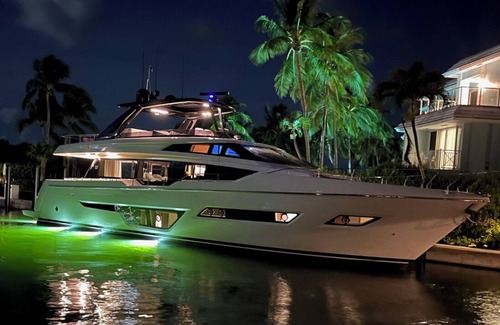 Paradise Island Boat Rental | Charter New Luxury 80’ Yacht Bahamas 40k 5 nights