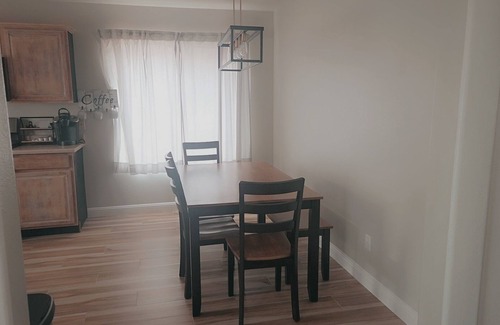Kingman House | Chateau Relaxo
