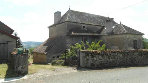 Saint-Ythaire House | Chatel de Bierre