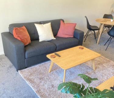 Addington Apartment | Cheerful 2 bedroom townhouse in Addington!