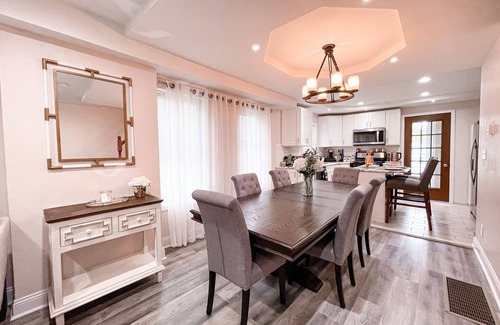 Foxcroft Square House | Cheerful & Modern Home w/a Walkout Deck Area