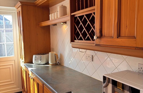 Strood House | Chester House, 3 bedrooms ample living-space