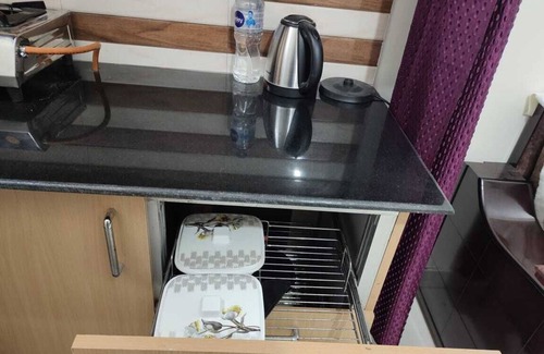 Sukha Apartment | Chic 1-bedroom apartment in Sukha with fitness room, WiFi, AC