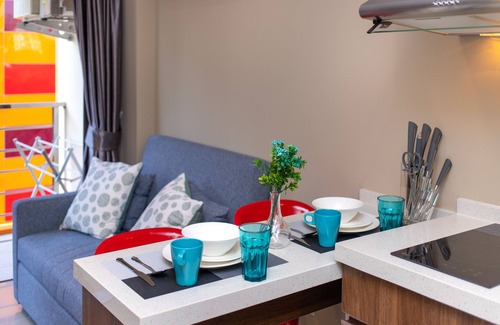 Nai Harn Apartment | Chic 1BR Steps to Nai Harn Beach S609