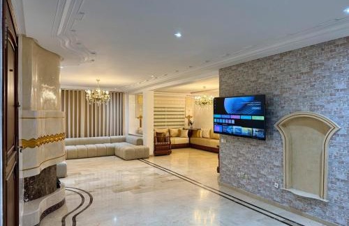 Ville Nouvelle Apartment | Chic & Spacious 4BR with Jacuzzi-Fez New City Stay
