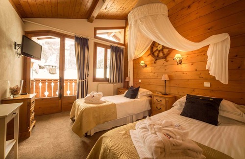 Les Prodains Hotel | Chilly Powder - Hôtel au Coin du Feu