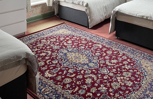 Blackburn Bed & Breakfast | Chimneys Guest House