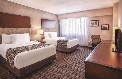 Monterrey Hotel | CHN Hotel Monterrey Norte, Trademark Collection by Wyndham