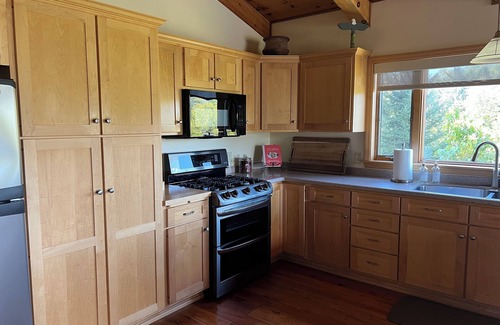 Mattawana Cabin | Christmas Tree Farm A-Frame Retreat: Sauna + Views + Near PSU