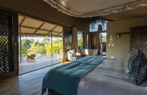 Victoria Falls Cabin | Chundu Island