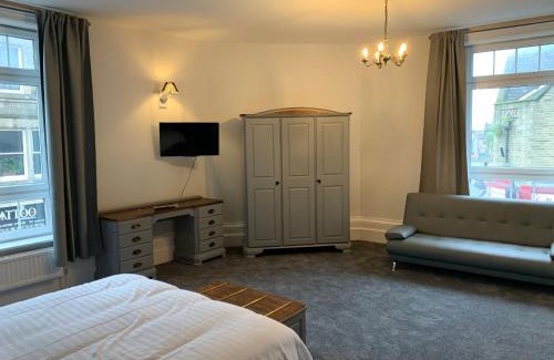 Wombwell Hotel | Churchill's Hotel