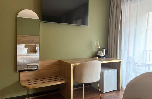 Le Puy-en-Velay Hotel | Cit'hôtel Le Chris'tel hôtel et restaurant
