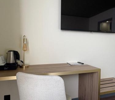 Le Puy-en-Velay Hotel | Cit'hôtel Le Chris'tel hôtel et restaurant