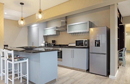 Cape Town City Centre Apartment | City Penthouse on St Georges