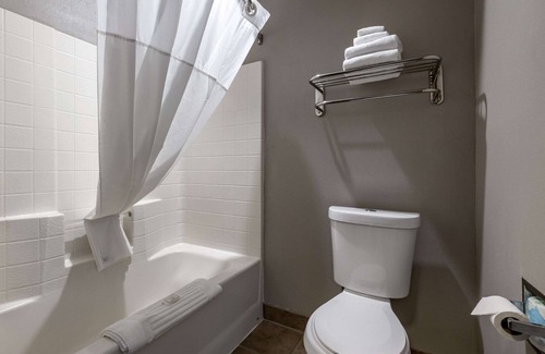 Kingman Hotel | Clarion Inn Kingman I-40 Route 66